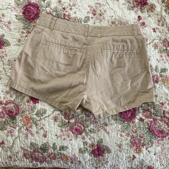J Crew chino shorts - Picture 2 of 4